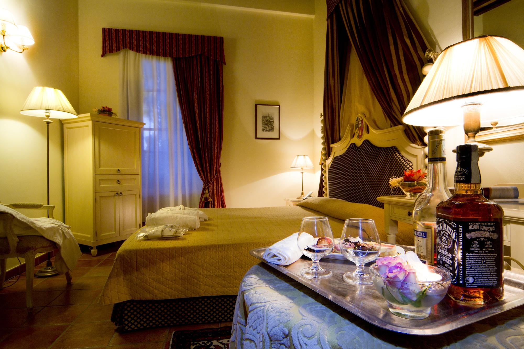Castello Di Leonina Relais - Adults Only Hotel Сиена Екстериор снимка