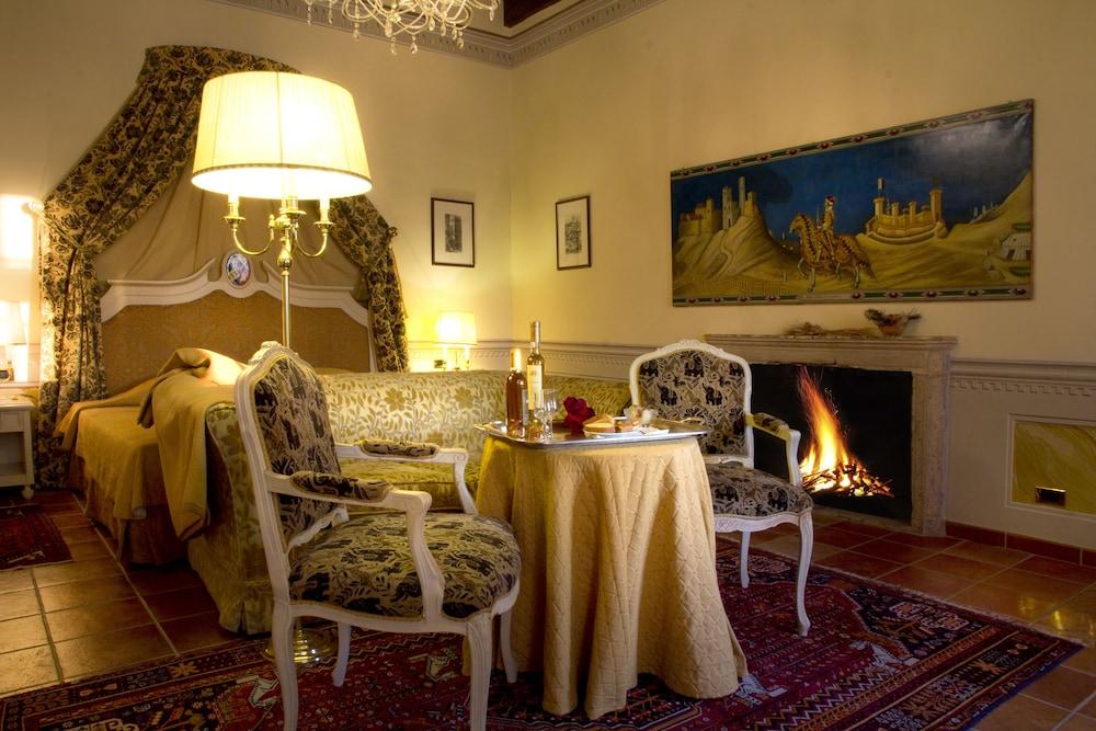 Castello Di Leonina Relais - Adults Only Hotel Сиена Екстериор снимка