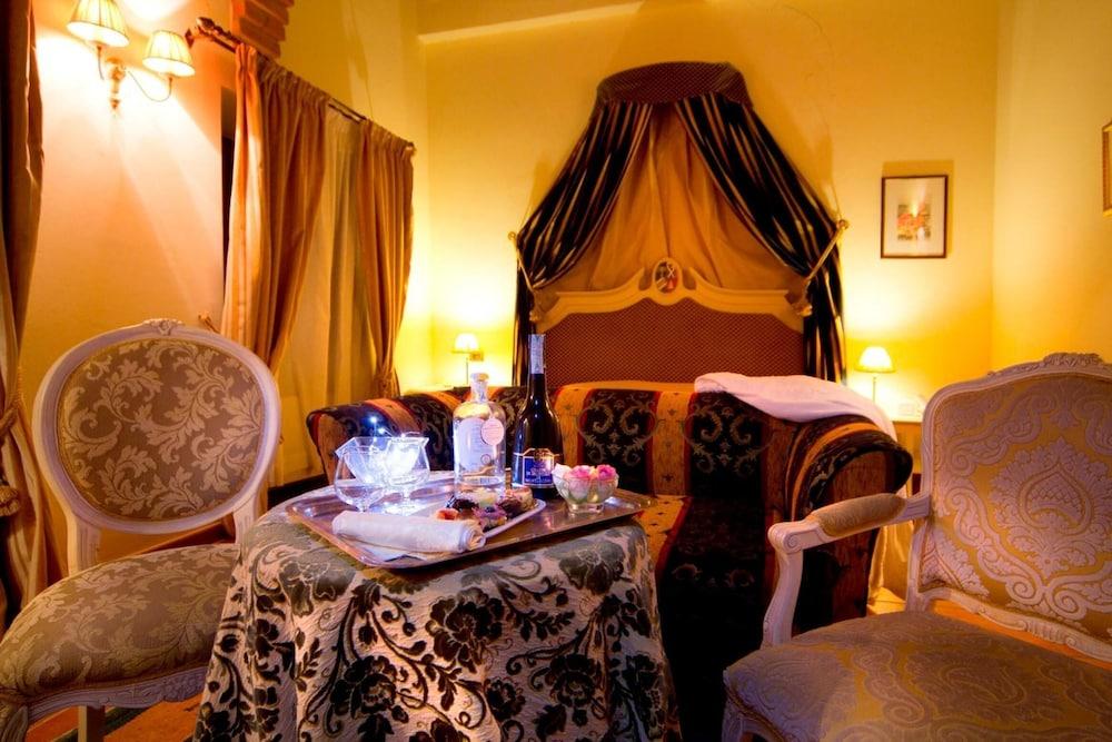 Castello Di Leonina Relais - Adults Only Hotel Сиена Екстериор снимка