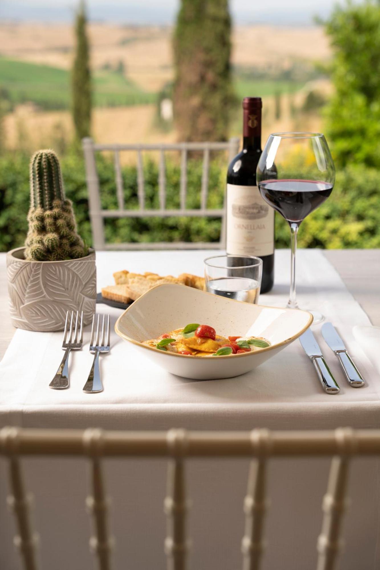 Castello Di Leonina Relais - Adults Only Hotel Сиена Екстериор снимка