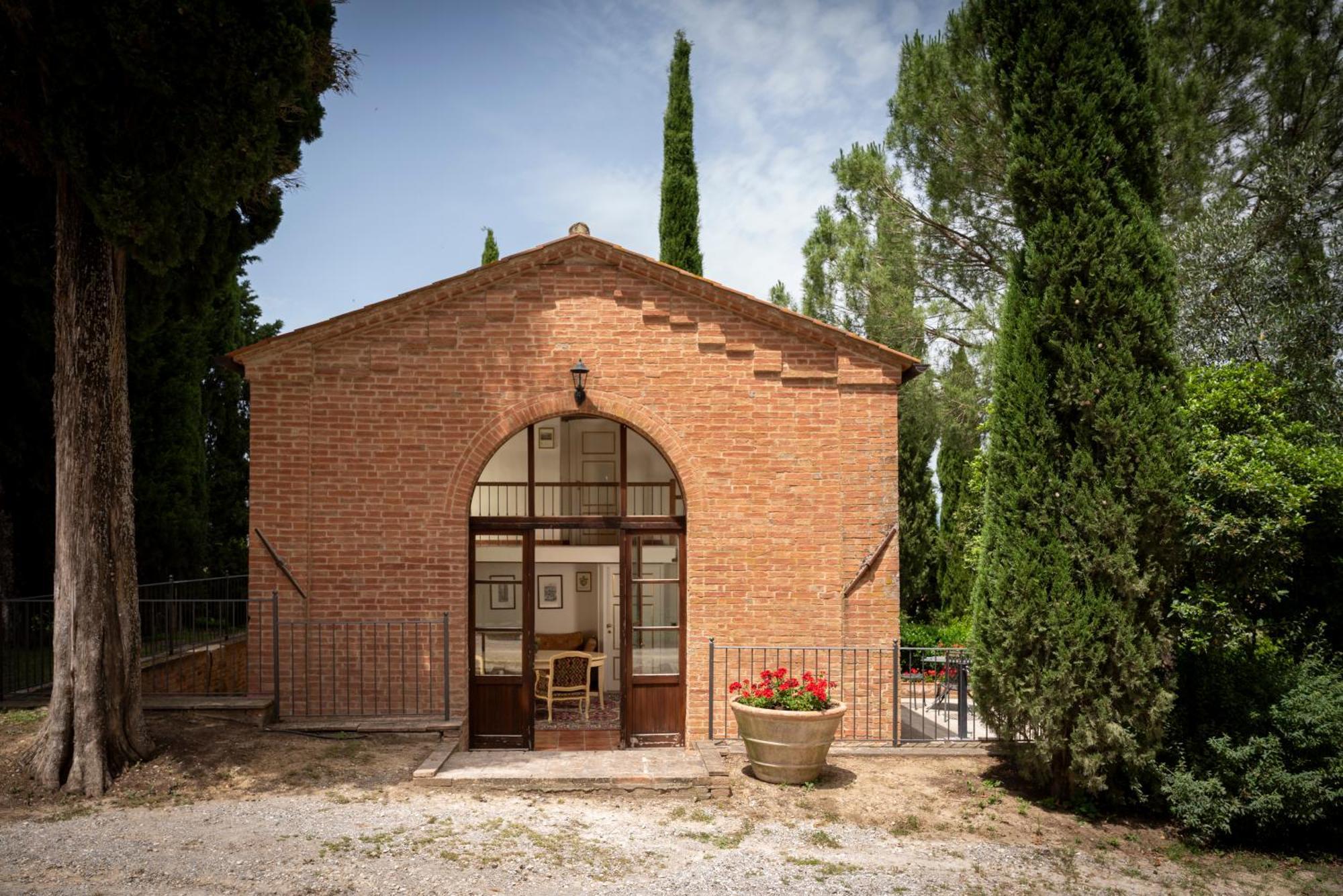 Castello Di Leonina Relais - Adults Only Hotel Сиена Екстериор снимка