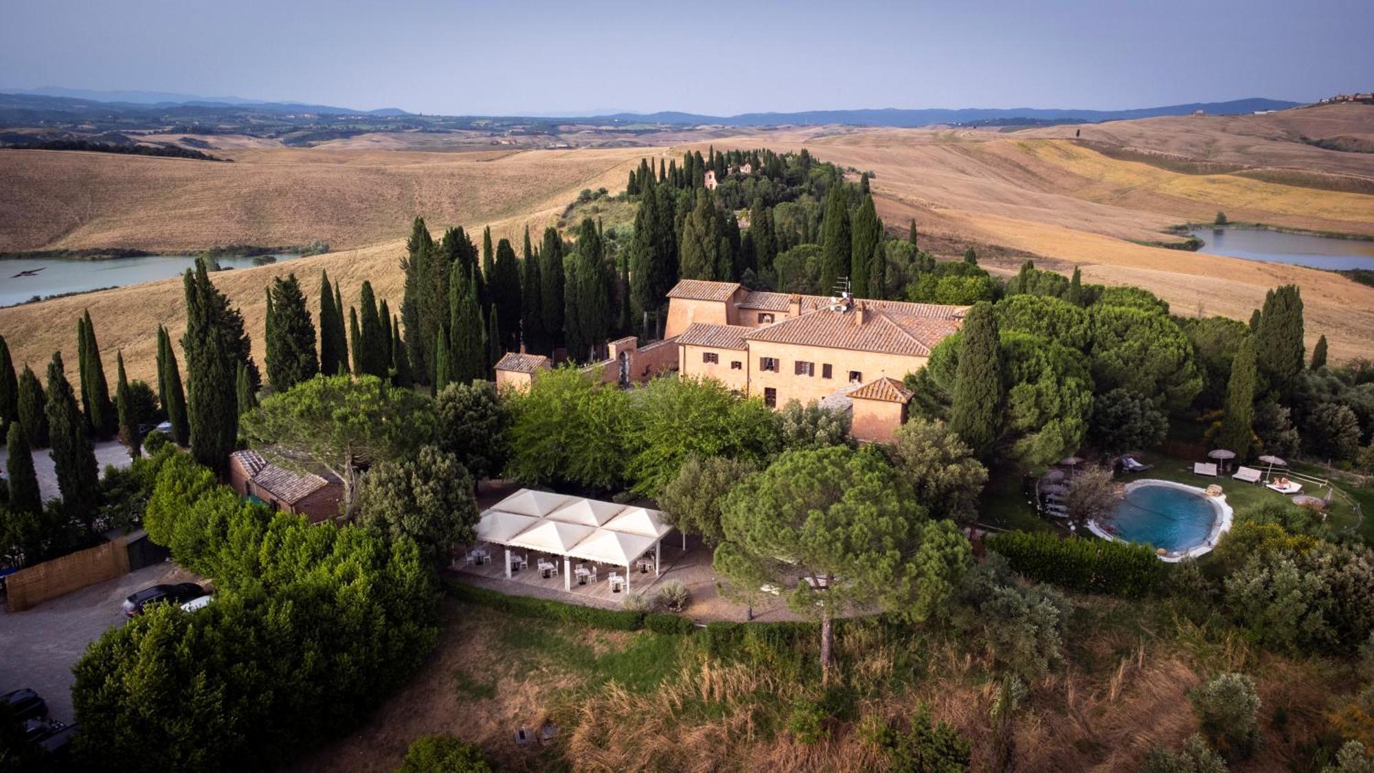 Castello Di Leonina Relais - Adults Only Hotel Сиена Екстериор снимка