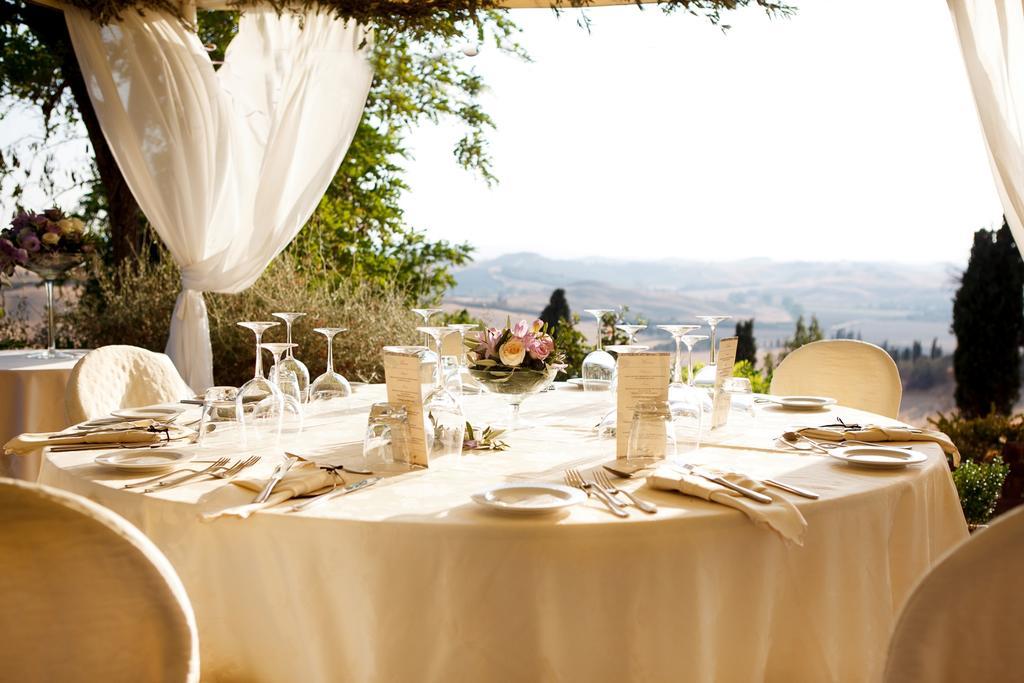 Castello Di Leonina Relais - Adults Only Hotel Сиена Екстериор снимка